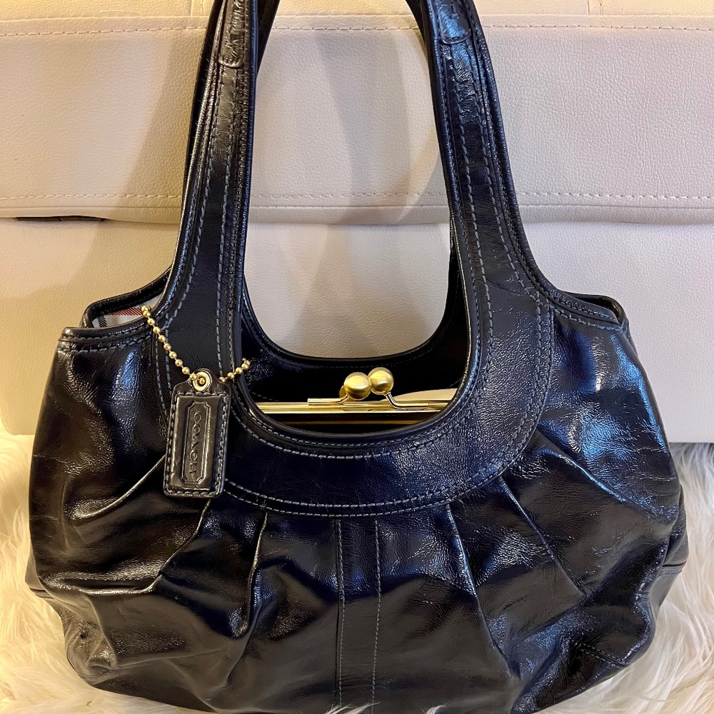 Coach Navy Patent Leather Ergo Kisslock